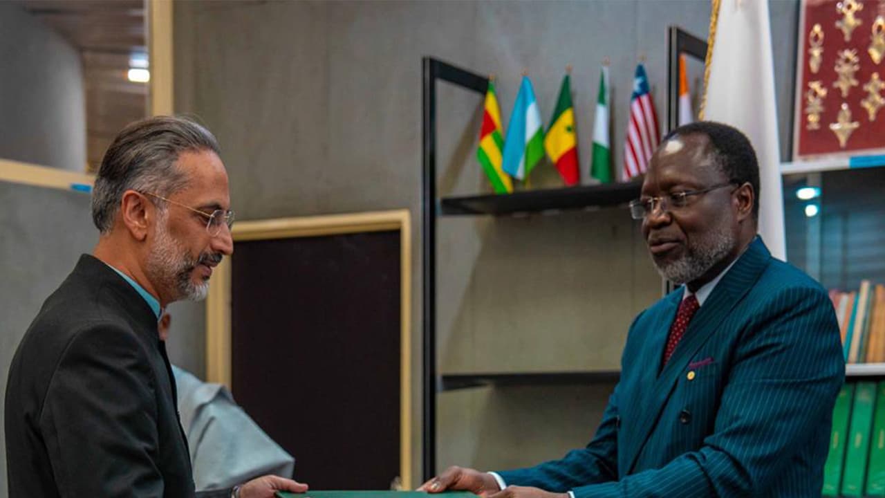  High Commissioner Abhishek Singh presenting his Letter of Credence to the President of ECOWAS Commission Dr Omar Alieu Touray (Photo/Indian High Commission))