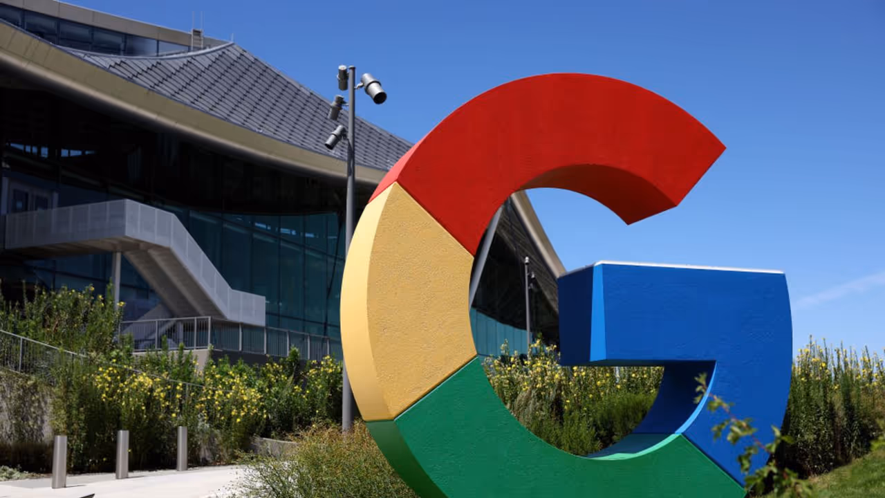 Alphabet Q4 Earnings Preview: Retail Sees Stock As Core Holding Despite Macro, Geopolitical Headwinds Alphabet Q4 Earnings Preview: Retail Sees Stock As Core Holding Despite Macro, Geopolitical Headwinds