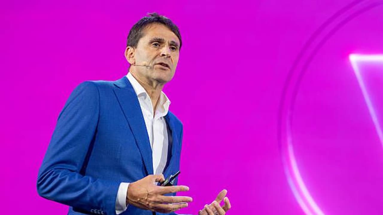 https://stocktwits.com/news articles/markets/equity/asml ceo says china competition risk is pretty low country still has a long long way to go/cZxfwgURBqm https://stocktwits.com/news articles/markets/equity/asml ceo says china competition risk is pretty low country still has a long long way to go/cZxfwgURBqm