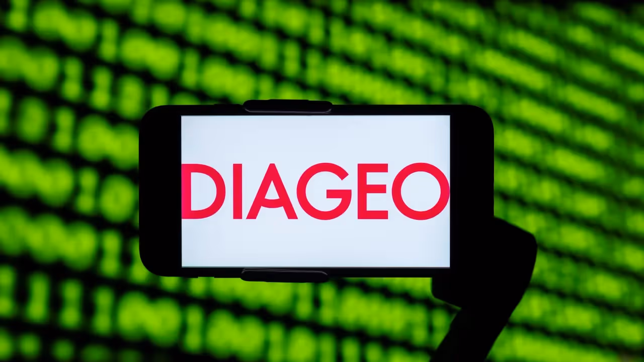 https://stocktwits.com/news articles/markets/equity/debra crew reportedly steps down as diageo chief executive cfo jhangiani takes interim ceo role/ch8hfweR5oI