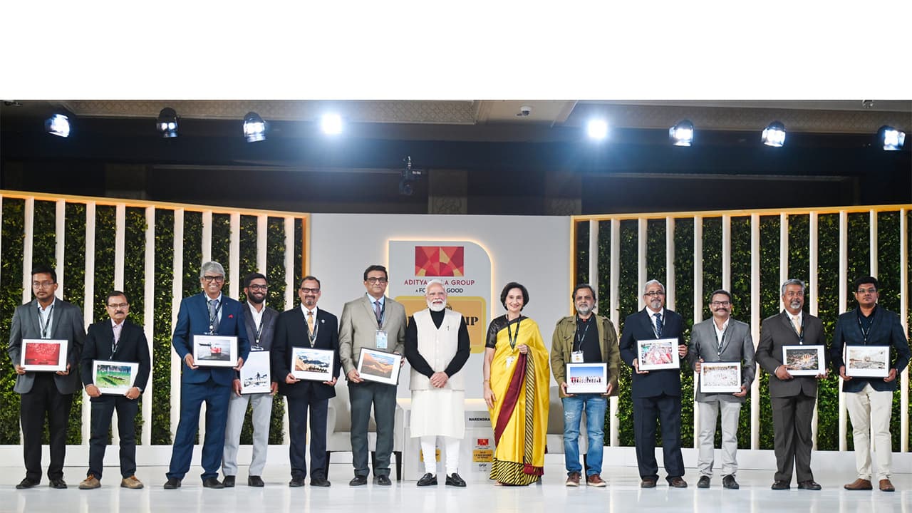 PM Modi felicitates top 12 winners of HT’s ‘My Country, My Lens’ contest as it concludes centenary celebrations (Photo/HT Leadership Summit)