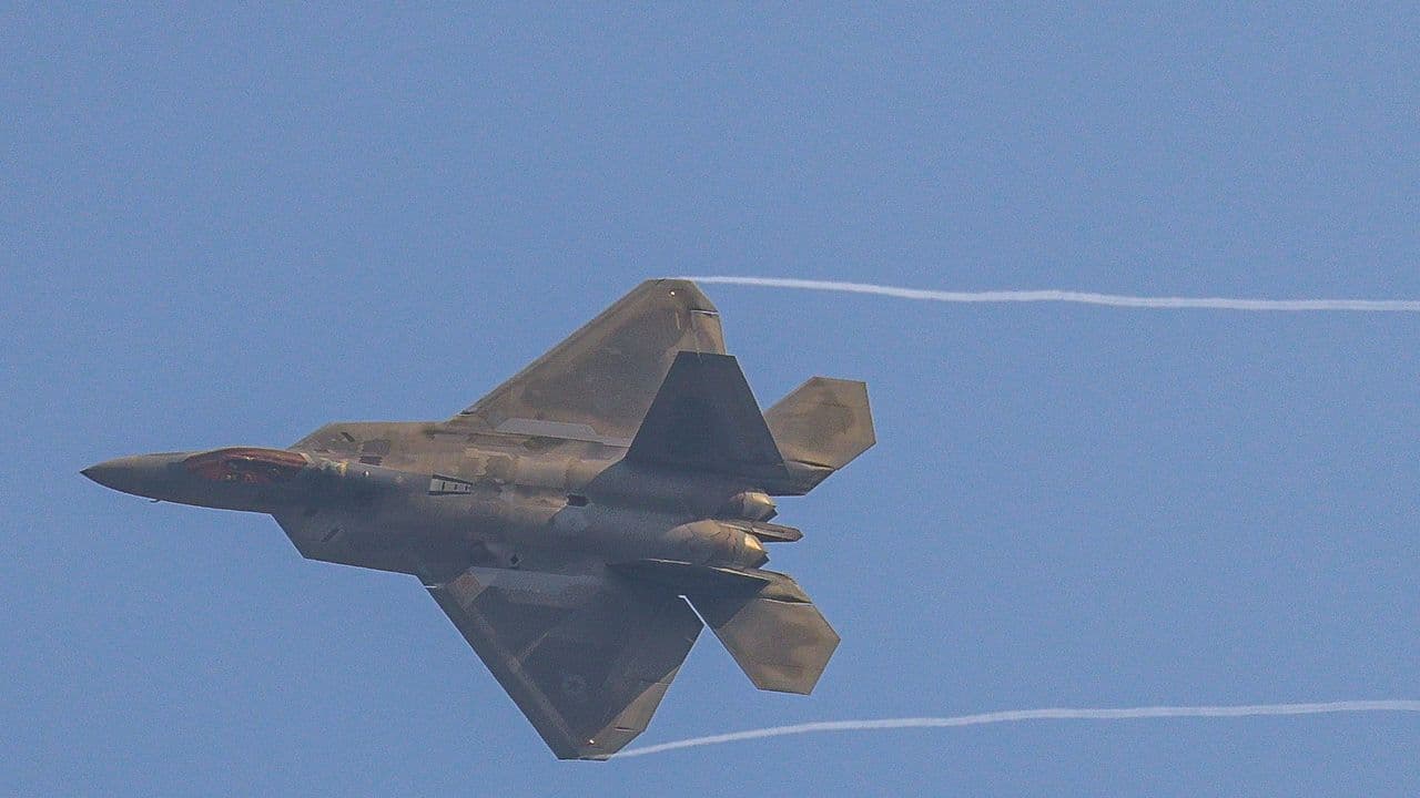 https://stocktwits.com/news articles/markets/equity/mobx stock jumps after first f 16 production order/cZt3Ch3RJU8 https://stocktwits.com/news articles/markets/equity/mobx stock jumps after first f 16 production order/cZt3Ch3RJU8