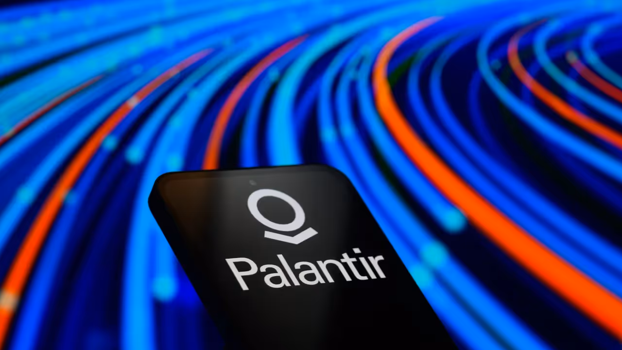 https://stocktwits.com/news articles/markets/equity/palantir rises premarket ahead of q3 analyst sees trillion dollar potential/cL2Z6HAR3zb https://stocktwits.com/news articles/markets/equity/palantir rises premarket ahead of q3 analyst sees trillion dollar potential/cL2Z6HAR3zb