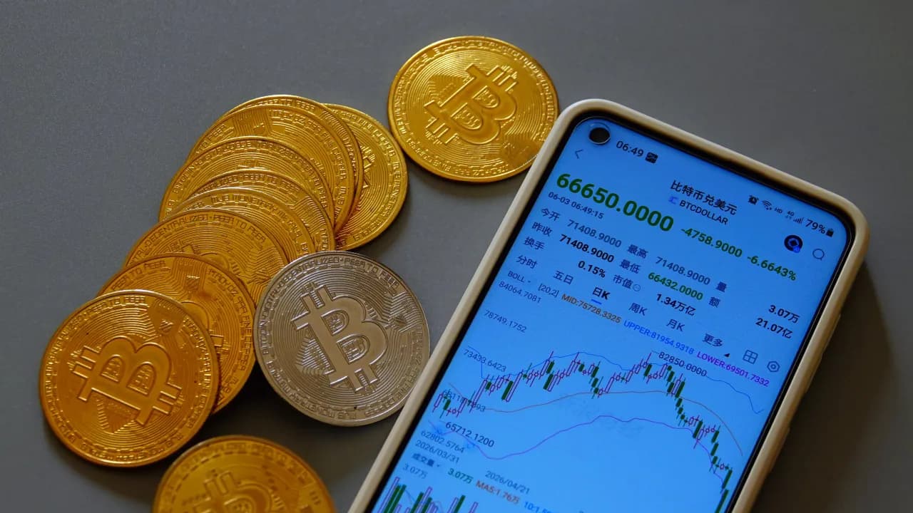 https://stocktwits.com/news articles/markets/equity/strategy buys second smallest btc purchase in 2026/cZKfVLLR73f https://stocktwits.com/news articles/markets/equity/strategy buys second smallest btc purchase in 2026/cZKfVLLR73f