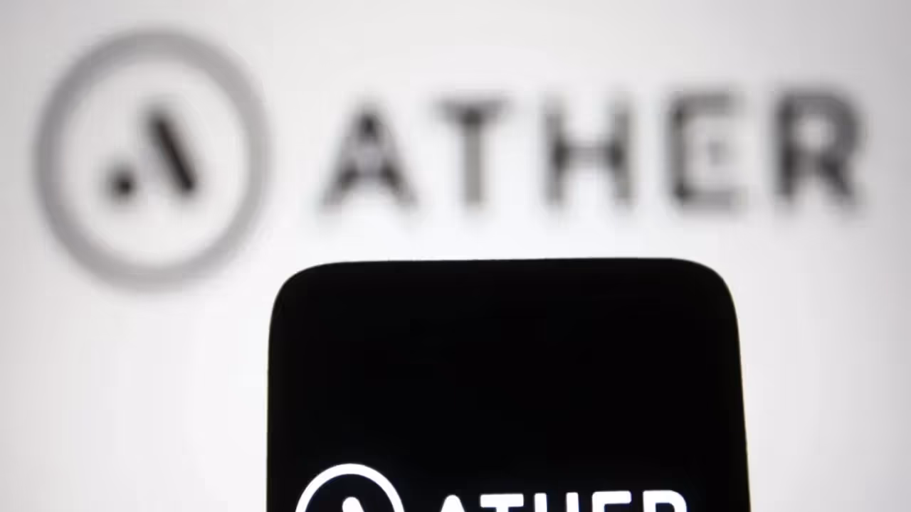 https://stocktwits.com/news articles/markets/equity/ather energy hits fresh 52 week high gains 40 in a month but retail sentiment remains bearish/chDQkVTR3cs