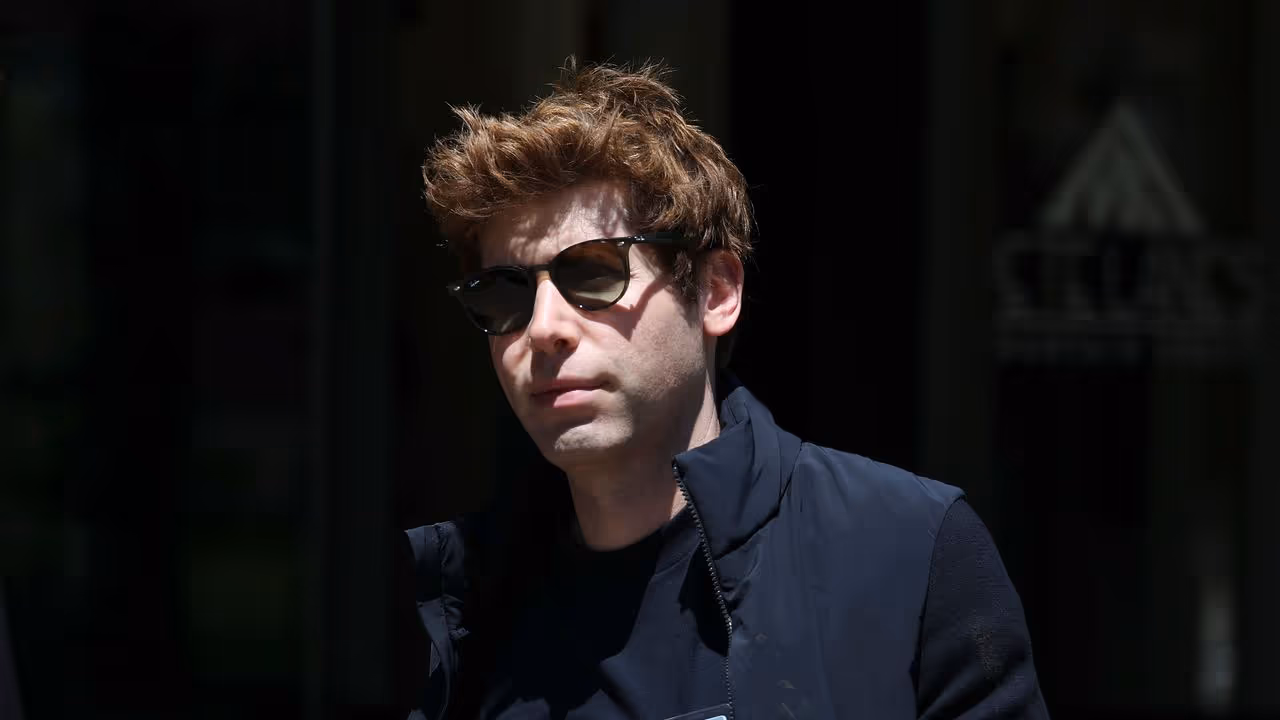 https://stocktwits.com/news articles/markets/cryptocurrency/sam altman world turns 3 proof of human tinder/cZZsBPXR7zo https://stocktwits.com/news articles/markets/cryptocurrency/sam altman world turns 3 proof of human tinder/cZZsBPXR7zo