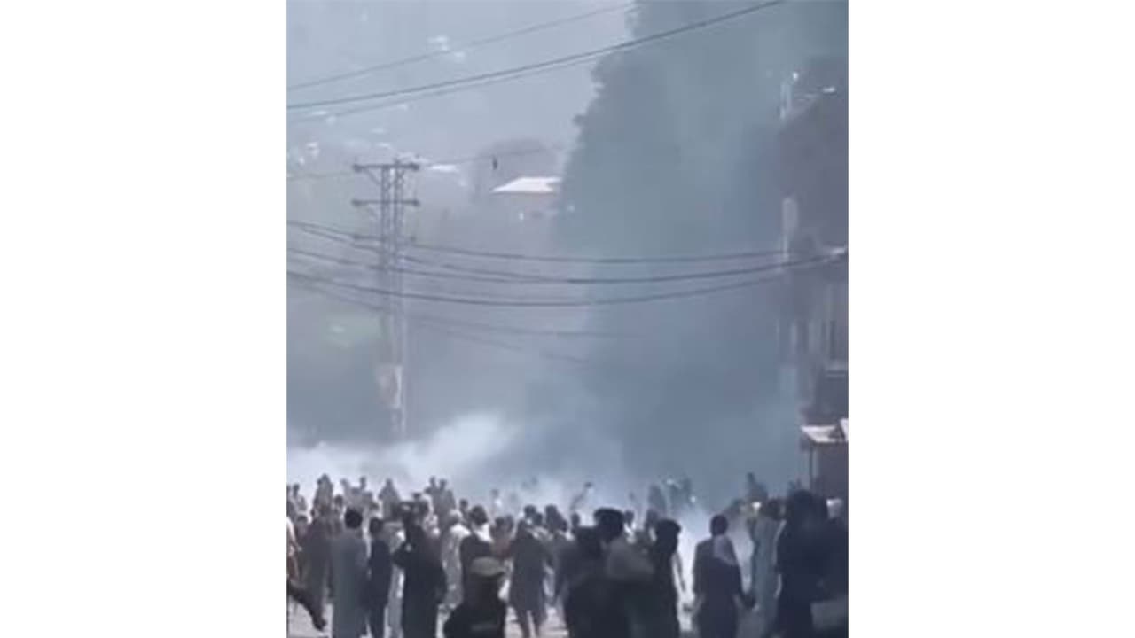 Tear gas shelling on protesters in PoJK (File Photo/ANI) Tear gas shelling on protesters in PoJK (File Photo/ANI)