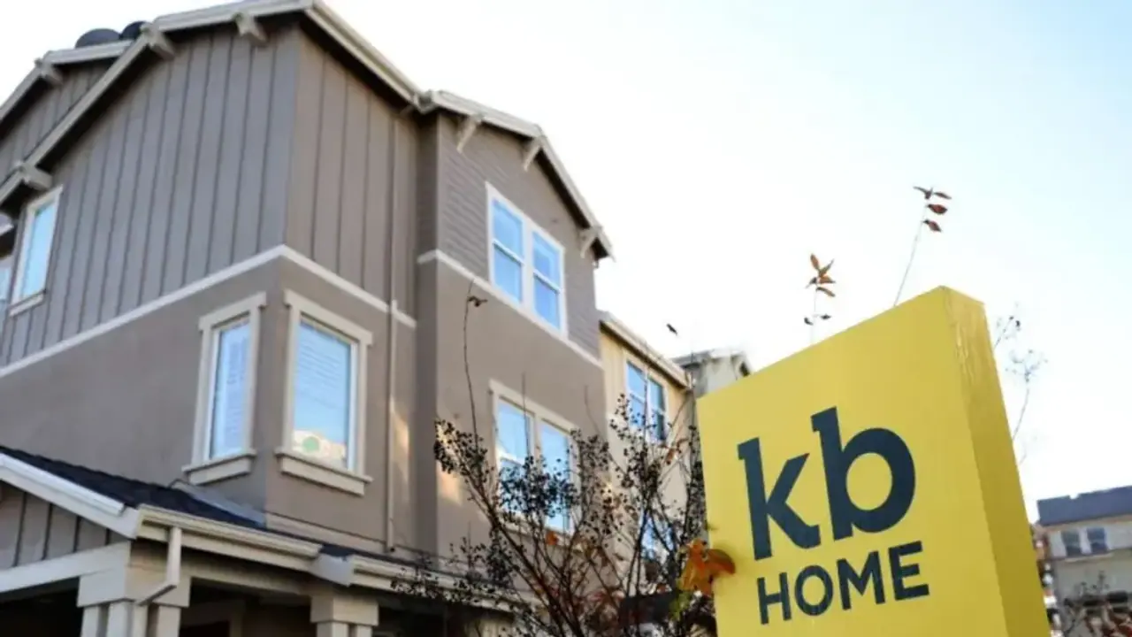 KB Home Stock Slips After Hours On Q1 Revenue Miss, Annual Forecast Cut: Retail Confidence Diminishes
