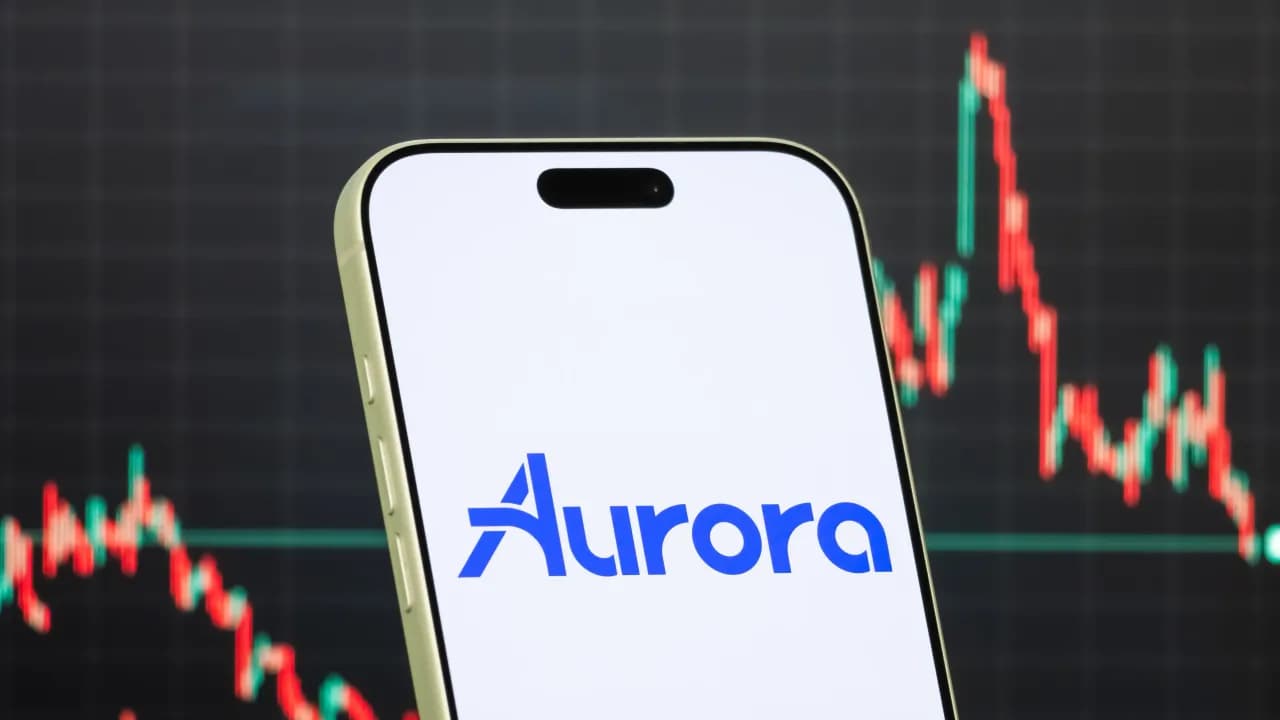 https://stocktwits.com/news articles/markets/equity/aurora cannabis highlights inaccuracies in curaleaf s takeover bid announcement ceo claims business is reaching pivotal inflection point/cZYKiKXRJnU https://stocktwits.com/news articles/markets/equity/aurora cannabis highlights inaccuracies in curaleaf s takeover bid announcement ceo claims business is reaching pivotal inflection point/cZYKiKXRJnU