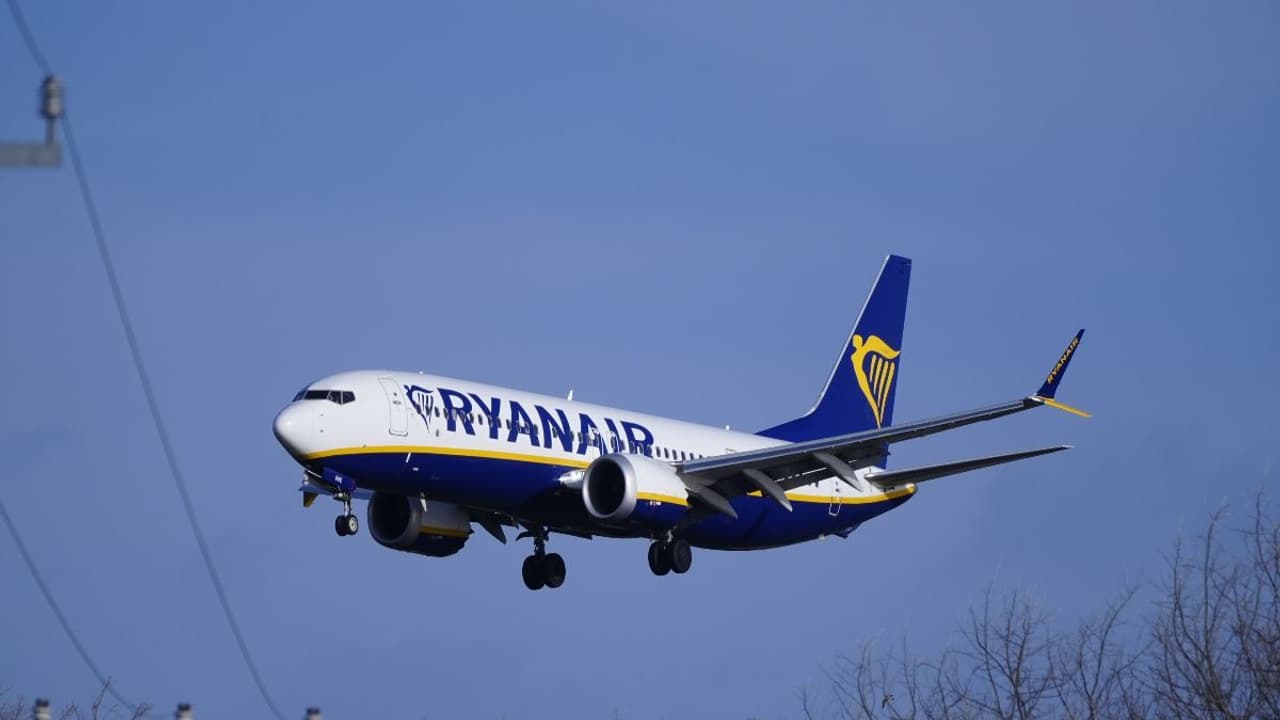 Ryanair Posts Strong Q3 Earnings But Revises FY26 Traffic Target Over Boeing Delays: Retail’s On Wait And Watch Mode Ryanair Posts Strong Q3 Earnings But Revises FY26 Traffic Target Over Boeing Delays: Retail’s On Wait And Watch Mode