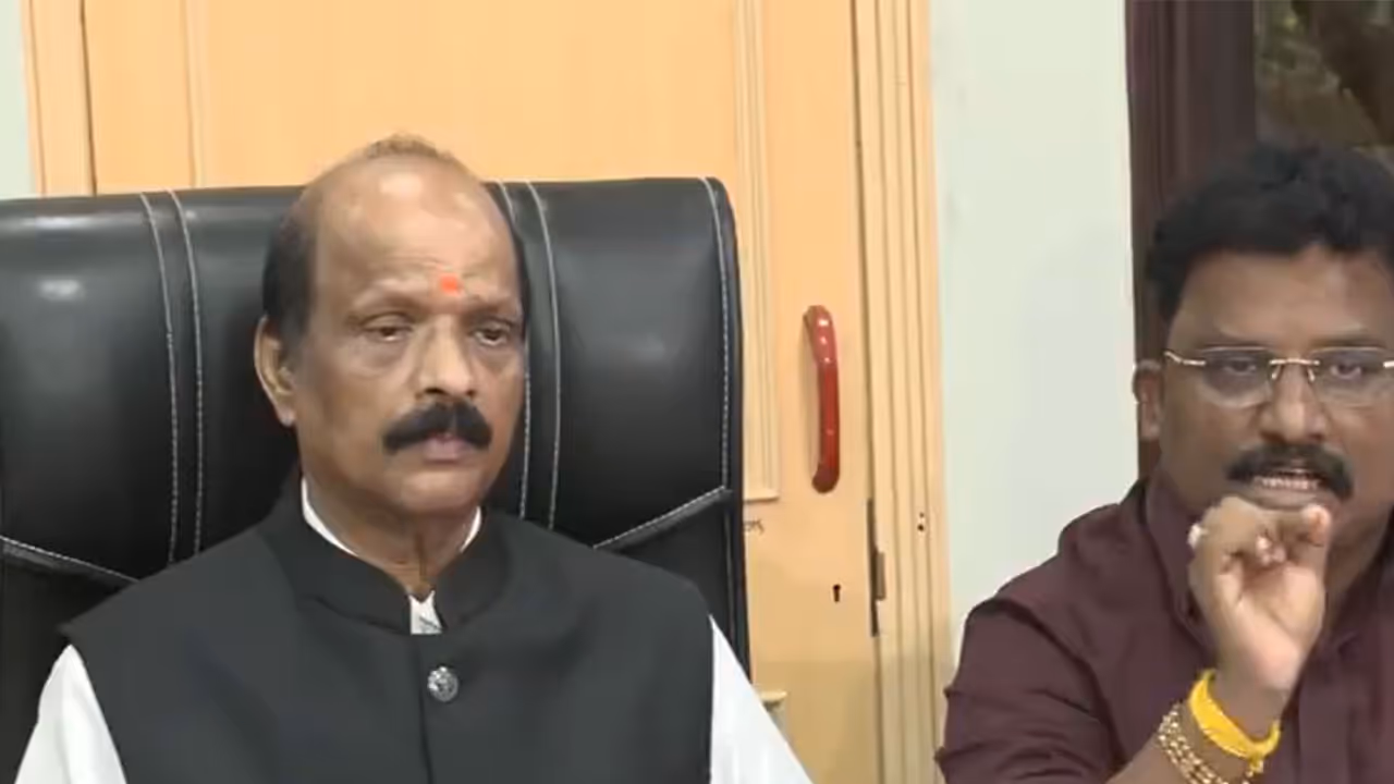 Siddhivinayak Temple Trust President Sada Sarvankar (Photo/ANI) Siddhivinayak Temple Trust President Sada Sarvankar (Photo/ANI)