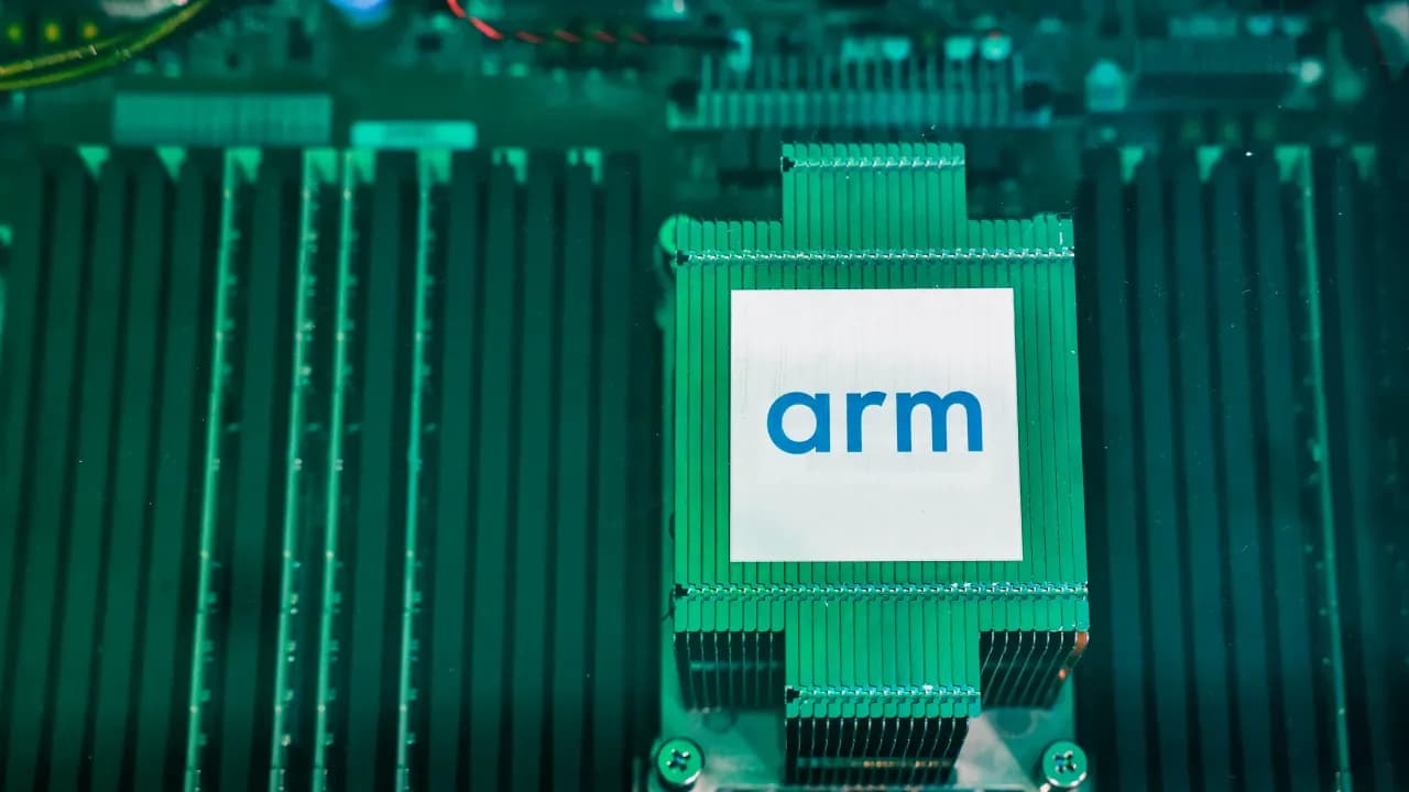 https://stocktwits.com/news articles/markets/equity/arm qcom lawsuit delaware jury delivers verdict in high stakes qualcomm arm licensing battle/cZxBrrJRBYo https://stocktwits.com/news articles/markets/equity/arm qcom lawsuit delaware jury delivers verdict in high stakes qualcomm arm licensing battle/cZxBrrJRBYo