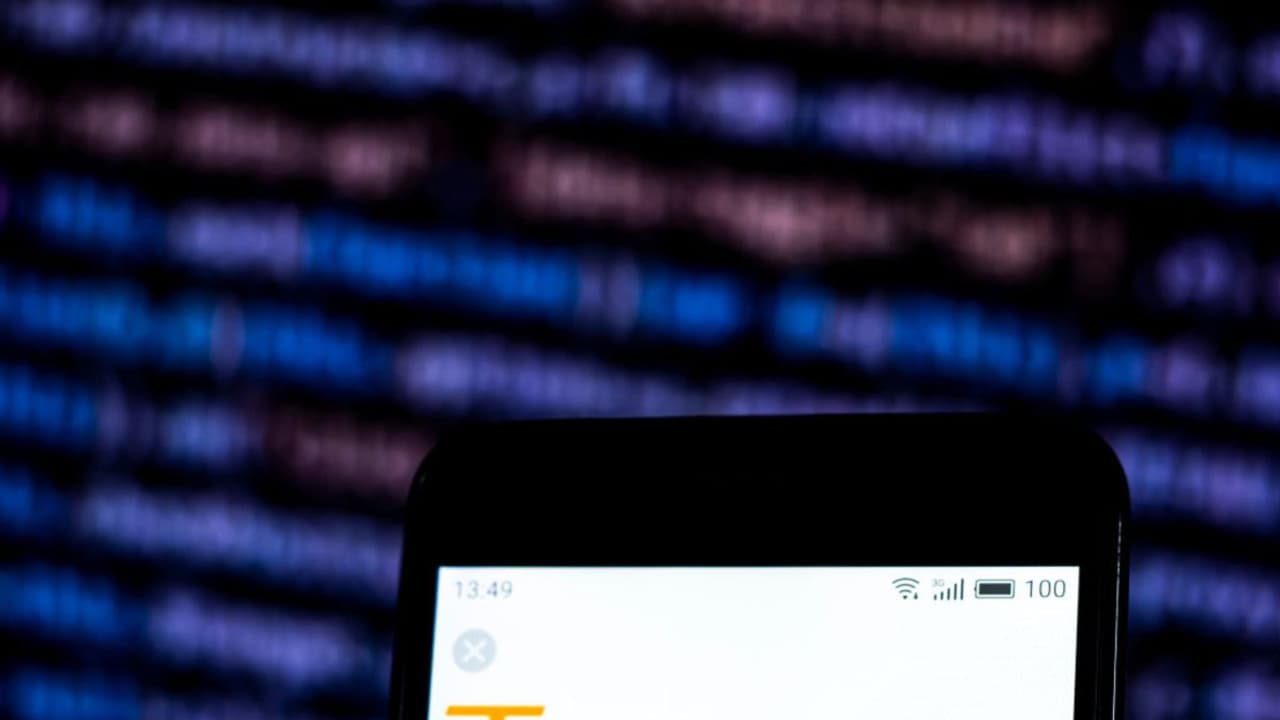 Teradata Stock Slides Premarket To Head Toward 6 Month Low After Mixed Q4 Results, CFO Exit: Retail Sentiment Sours Teradata Stock Slides Premarket To Head Toward 6 Month Low After Mixed Q4 Results, CFO Exit: Retail Sentiment Sours