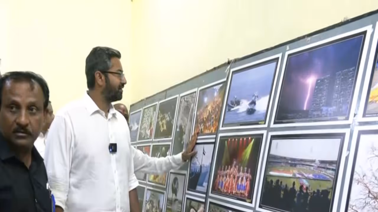 Visakhapatnam Photo Exhibition (Photo/ANI) Visakhapatnam Photo Exhibition (Photo/ANI)