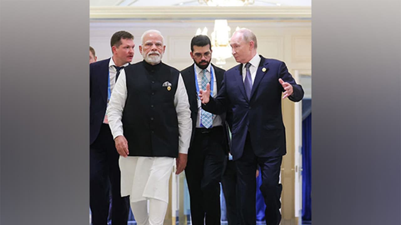 Prime Minister Narendra Modi and Russian President Vladimir Putin (Photo: X@MEAIndia)