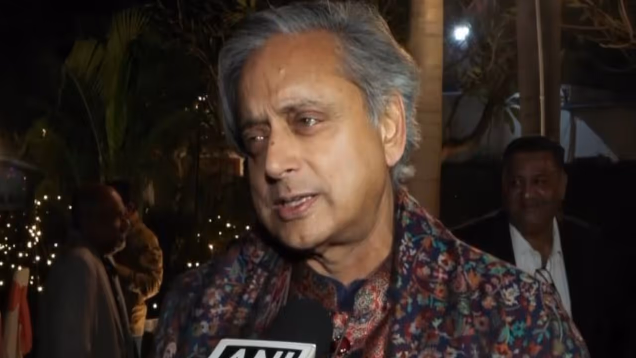 Congress MP Shashi Tharoor (Photo/ANI) Congress MP Shashi Tharoor (Photo/ANI)