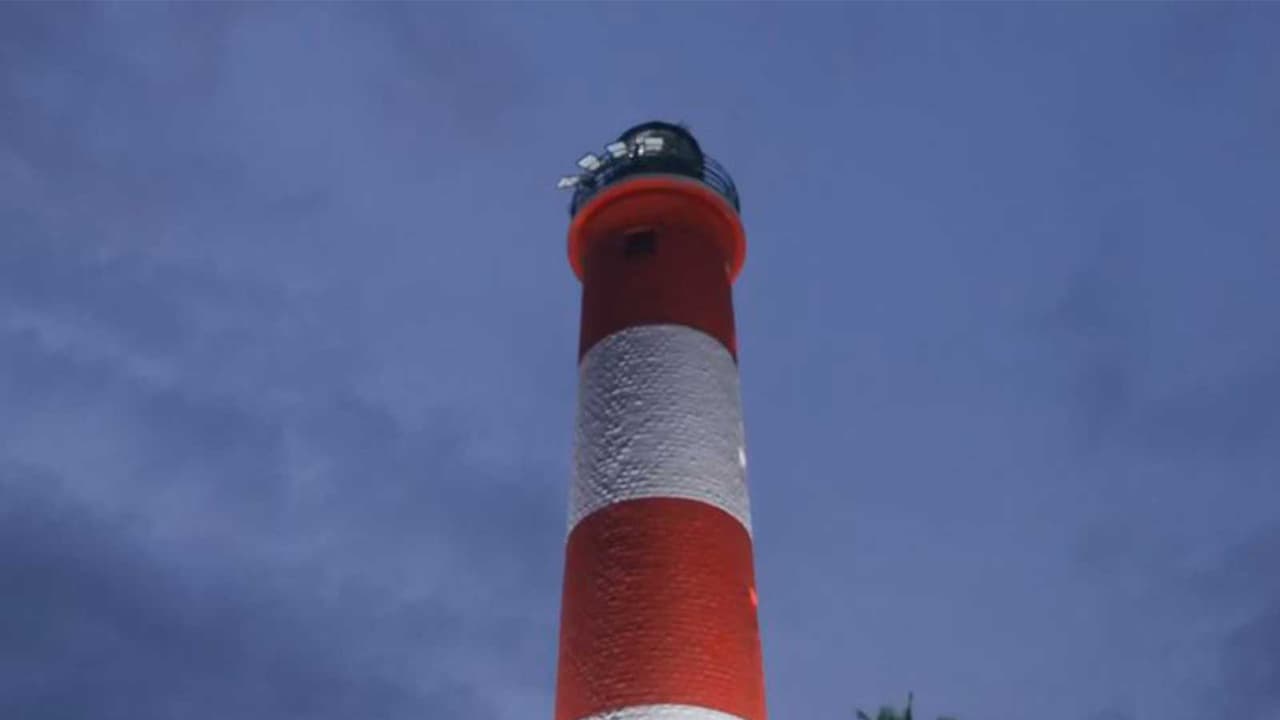 Vizhinjam Lighthouse Illuminated on 99th Lighthouse Day Celebrations (Photo/ANI) Vizhinjam Lighthouse Illuminated on 99th Lighthouse Day Celebrations (Photo/ANI)