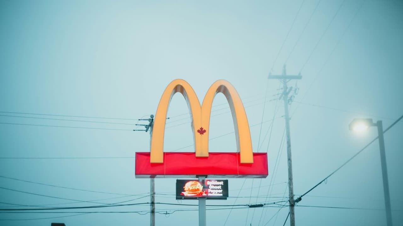 https://stocktwits.com/news articles/markets/equity/mcdonalds ceo inflation next strategy mcd stock falls/cZM4R46RBJC https://stocktwits.com/news articles/markets/equity/mcdonalds ceo inflation next strategy mcd stock falls/cZM4R46RBJC
