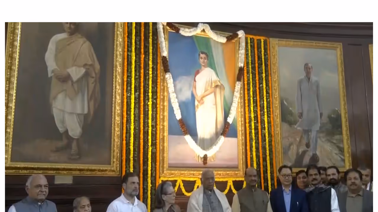 Lok Sabha Speaker Om Birla with other parliamentarians at the Central Hall (Photo/ANI) Lok Sabha Speaker Om Birla with other parliamentarians at the Central Hall (Photo/ANI)