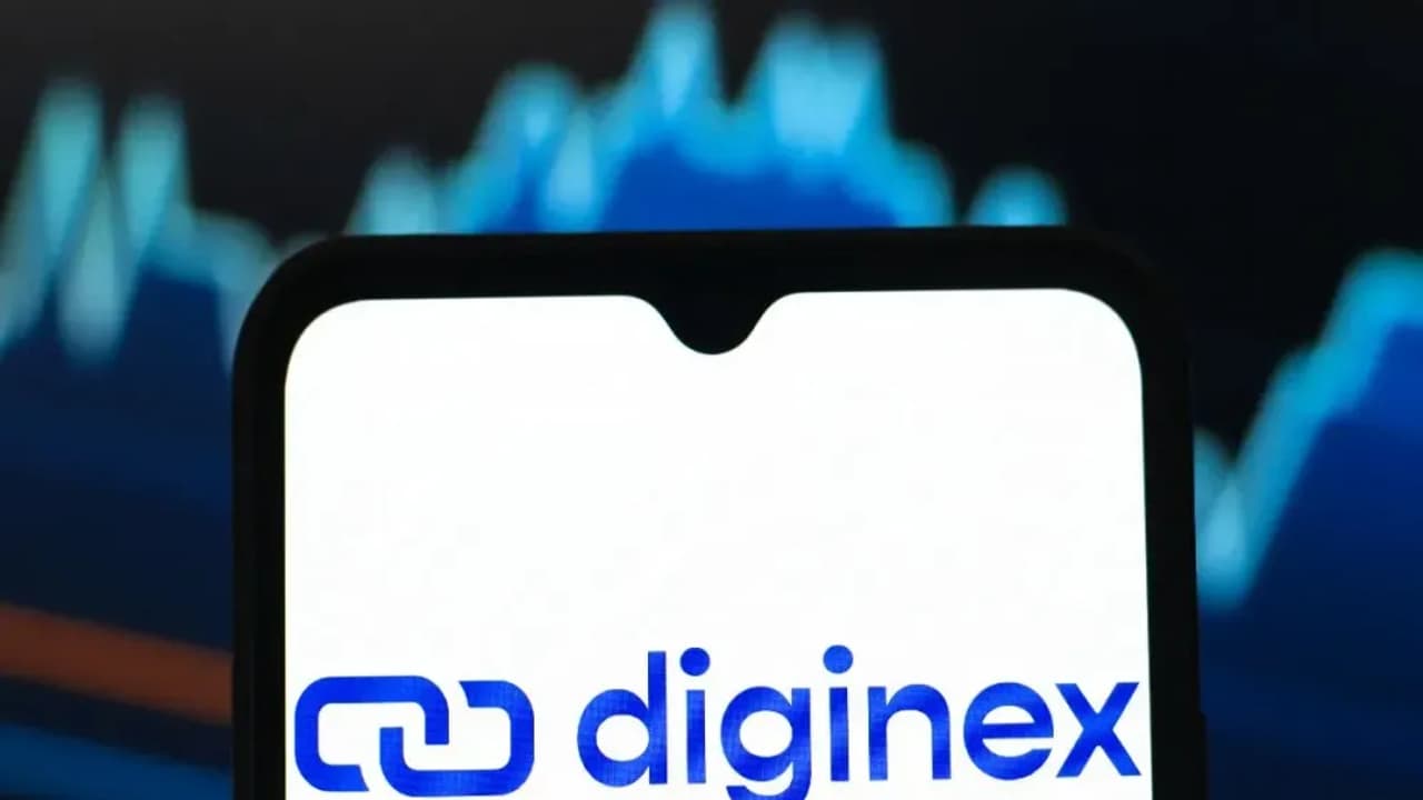 https://stocktwits.com/news articles/markets/equity/diginex to acquire ai company resulticks in 2 billion deal/chkD8AmRbx3 https://stocktwits.com/news articles/markets/equity/diginex to acquire ai company resulticks in 2 billion deal/chkD8AmRbx3