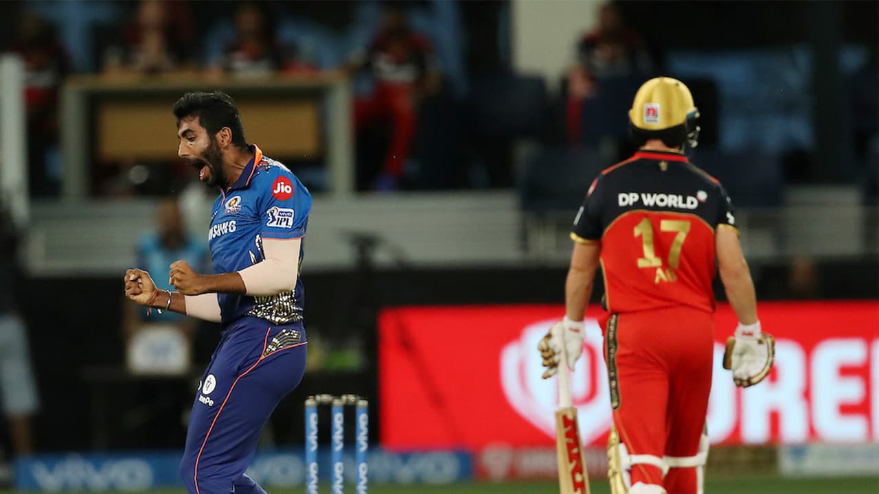 AB de Villiers and Jasprit Bumrah (Photo/ANI) AB de Villiers and Jasprit Bumrah (Photo/ANI)