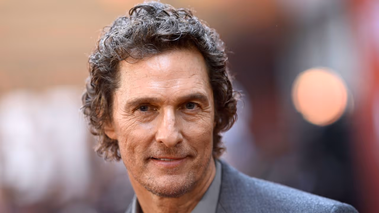 https://stocktwits.com/news articles/markets/equity/matthew mc conaughey is back selling salesforce this time with anthropic s claude as his co star/cZYqDmaRJA2 https://stocktwits.com/news articles/markets/equity/matthew mc conaughey is back selling salesforce this time with anthropic s claude as his co star/cZYqDmaRJA2