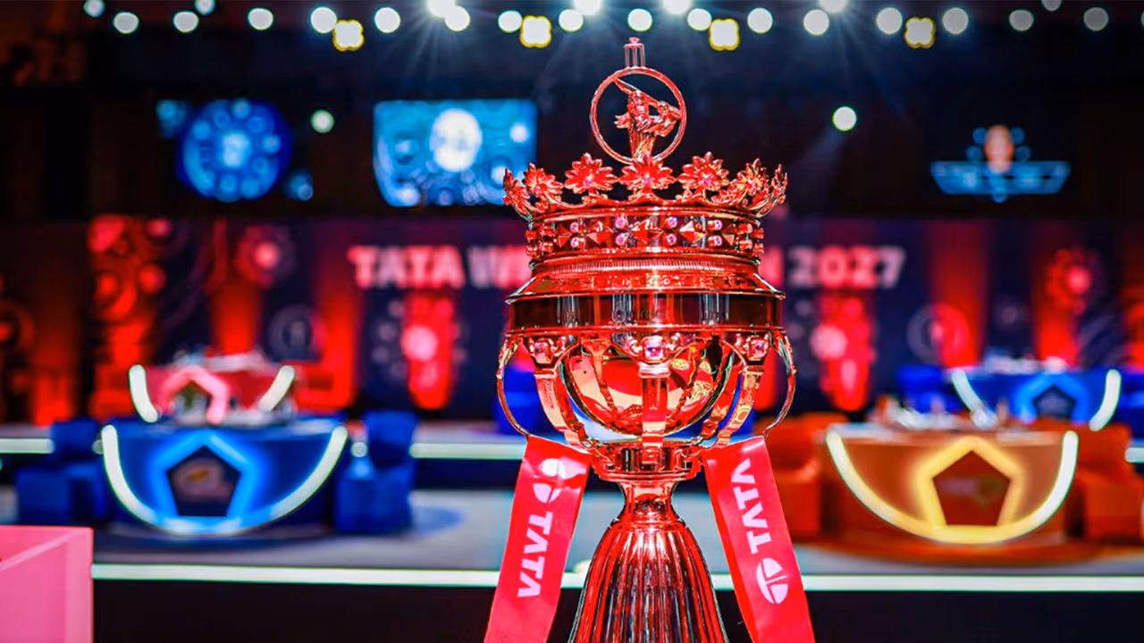 WPL trophy (Photo: X/@RCBTweets) WPL trophy (Photo: X/@RCBTweets)