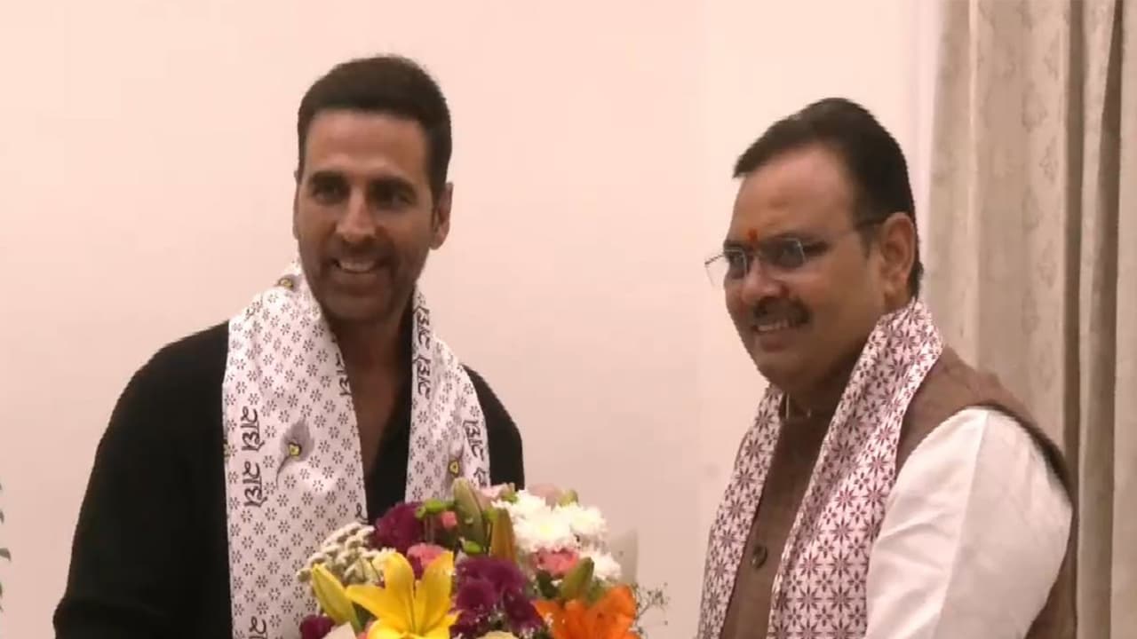 Akshay Kumar meets CM Bhajanlal Sharma (Image source/ANI) 