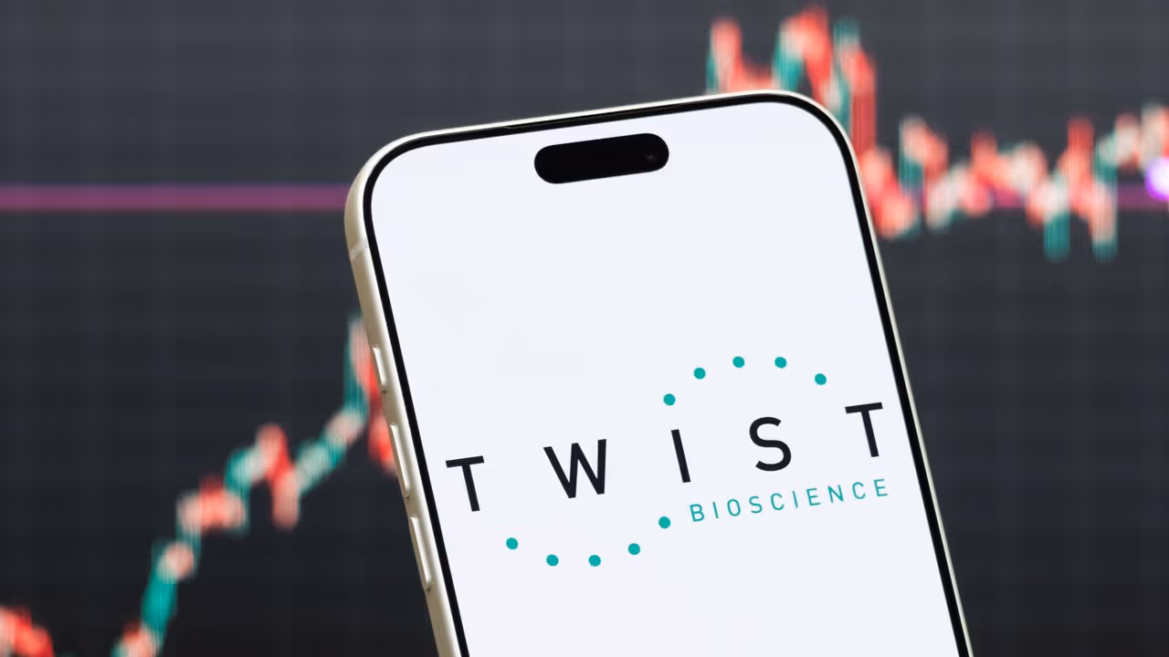 https://stocktwits.com/news articles/markets/equity/twst stock hits multi year high but pharma bro martin shkreli calls twist a short/cZtsRZ1RBdo https://stocktwits.com/news articles/markets/equity/twst stock hits multi year high but pharma bro martin shkreli calls twist a short/cZtsRZ1RBdo
