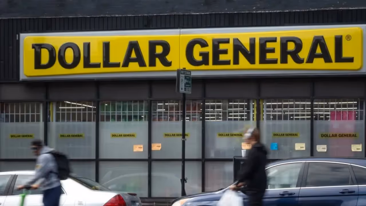 https://stocktwits.com/news articles/markets/equity/dollar general retail traders remain cautious as discount retailer says cfo will depart next month/ch8KfqlR5Yl