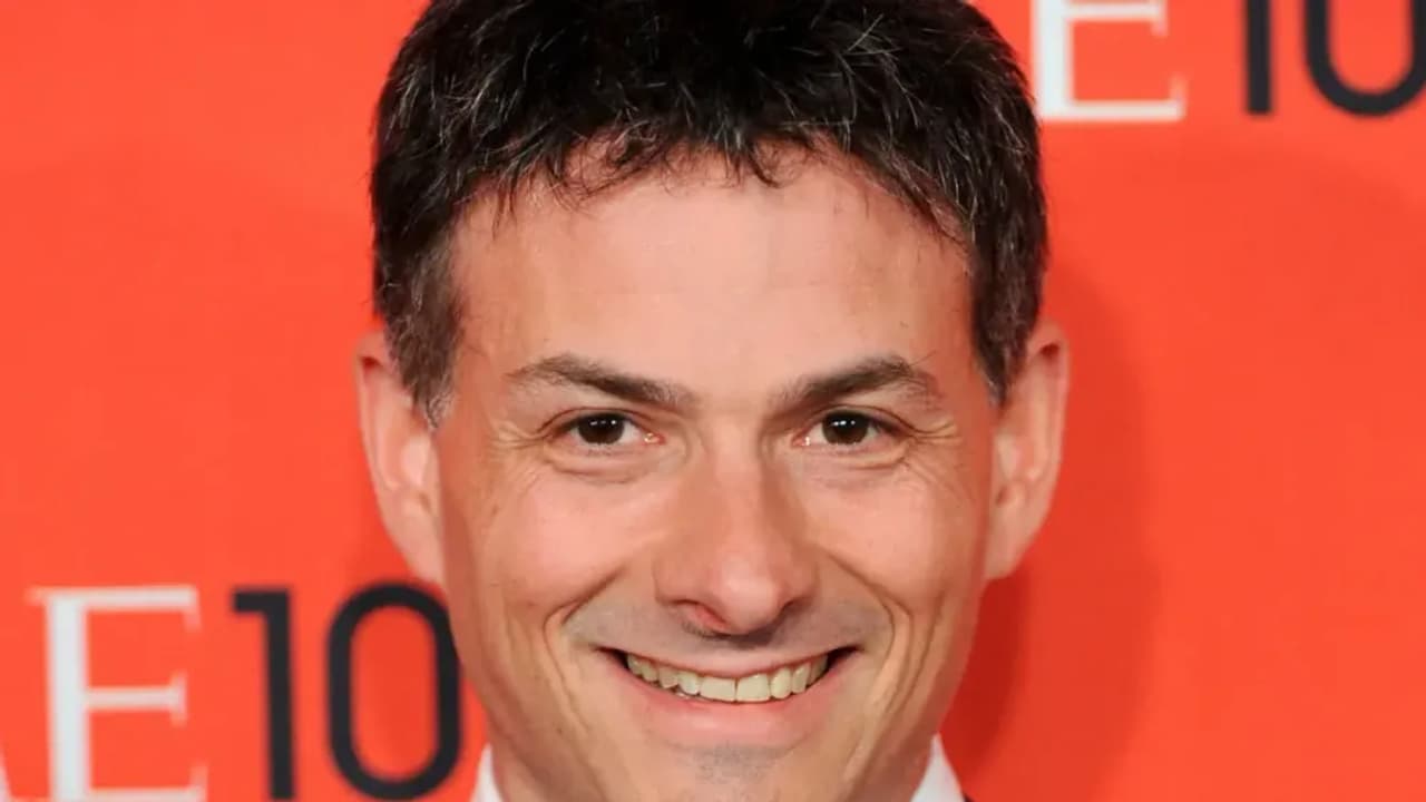 https://stocktwits.com/news articles/markets/equity/david einhorn spots possible gem in trump tariff era/chitAolRbVL https://stocktwits.com/news articles/markets/equity/david einhorn spots possible gem in trump tariff era/chitAolRbVL