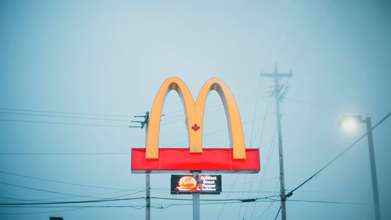 https://stocktwits.com/news articles/markets/equity/mc donald s ceo flags double digit drop in low income traffic across industry but retail turns bullish 1/chrST3HRd5g