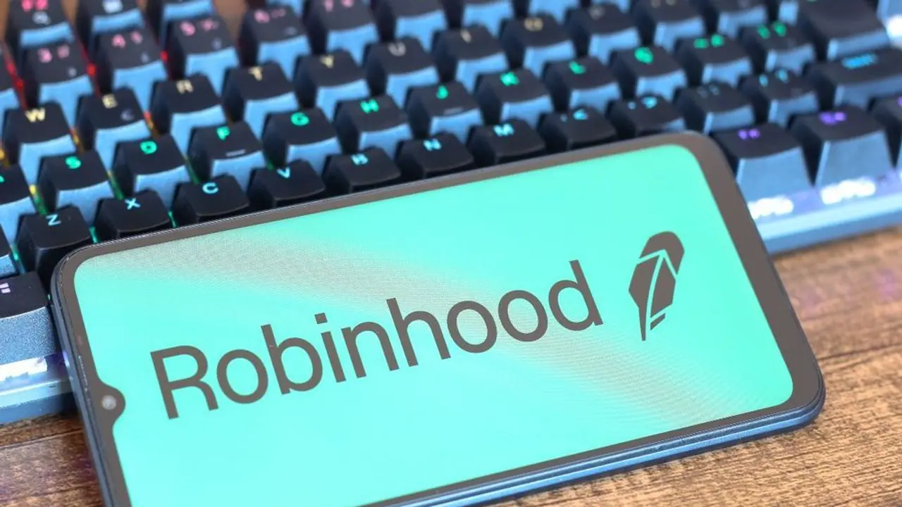 Robinhood Gets A Price Target Cut At Citi Over Market Uncertainty: Retail Spirits Remain High