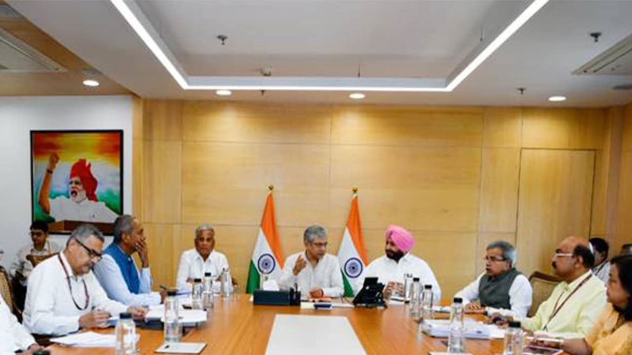 Union Minister for Railways Ashwini Vaishnaw (Photo/PIB) Union Minister for Railways Ashwini Vaishnaw (Photo/PIB)