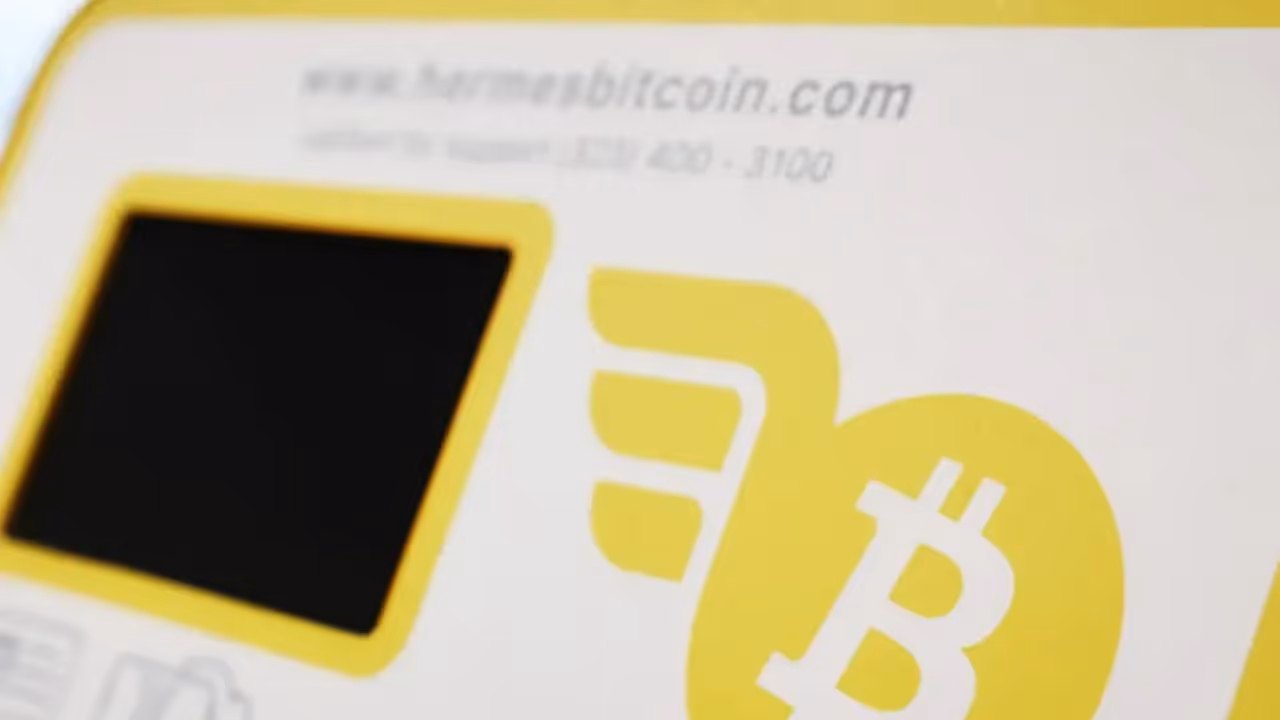 Bitcoin Nears $85K As ADA, DOGE, XRP Lead Altcoin Rebound Ahead of Trump Tariff Rollout – Retail Stays Cautious