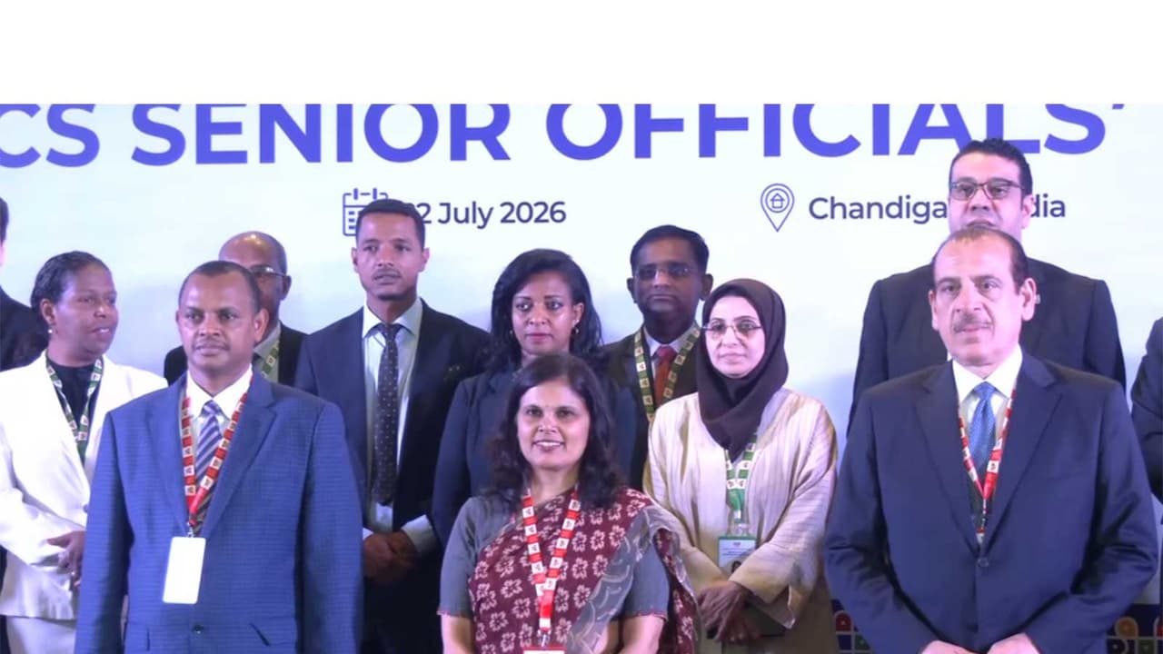 Chandigarh: Delegations visit exhibition on the second day of the 16th BRICS Health Ministerial Meeting (Photo/ANI) Chandigarh: Delegations visit exhibition on the second day of the 16th BRICS Health Ministerial Meeting (Photo/ANI)