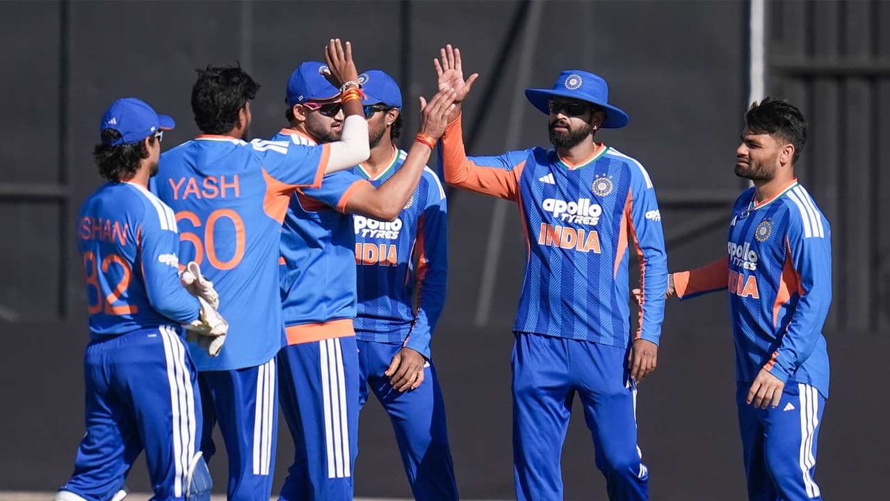 Indian cricket team celebrating a wicket against Zimbabwe. (Photo: X/ @BCCI) Indian cricket team celebrating a wicket against Zimbabwe. (Photo: X/ @BCCI)