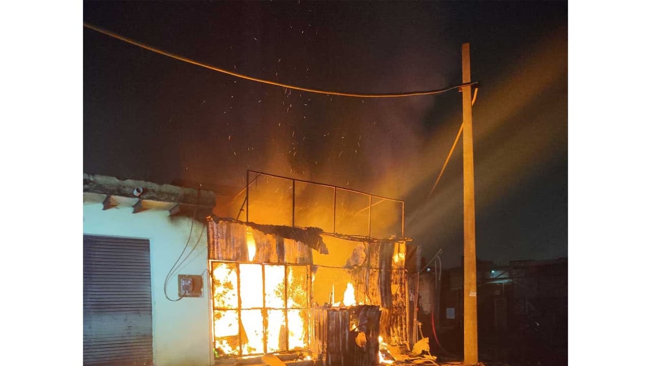 Fire broke out at a shop in Greater Noida West this morning (Photo/ANI) Fire broke out at a shop in Greater Noida West this morning (Photo/ANI)