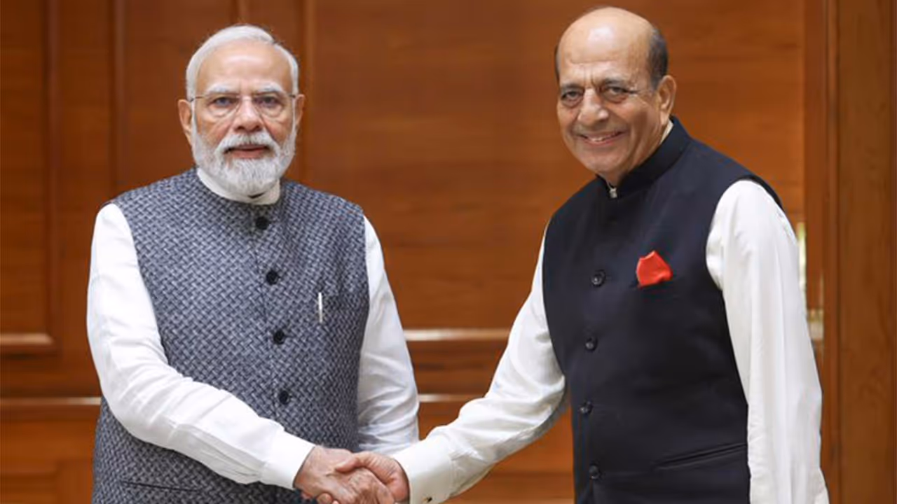 Indian High Commissioner to Bangladesh, Dinesh Trivedi, calls on Prime Minister Narendra Modi in New Delhi. (Photo: X/@ihcdhaka) Indian High Commissioner to Bangladesh, Dinesh Trivedi, calls on Prime Minister Narendra Modi in New Delhi. (Photo: X/@ihcdhaka)