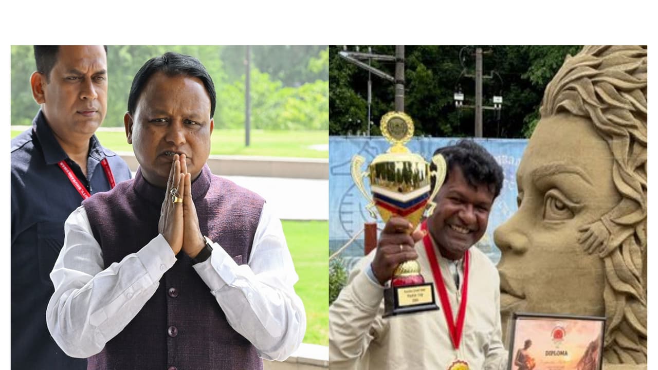 Odisha CM Mohan Charan Majhi congratulates Sudarsan Pattnaik (Photo/ANI/X@MohanMOdisha) Odisha CM Mohan Charan Majhi congratulates Sudarsan Pattnaik (Photo/ANI/X@MohanMOdisha)