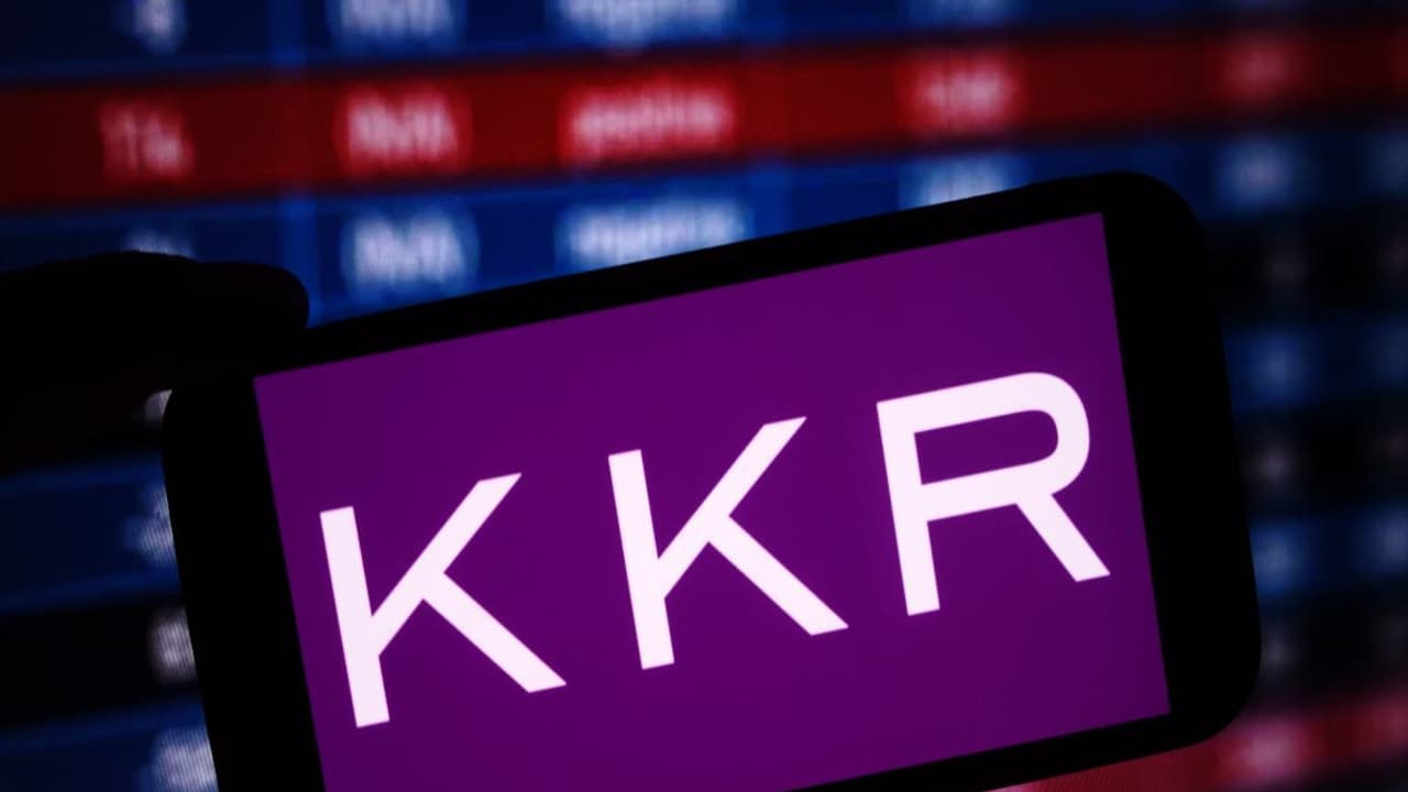 KKR Stock In Spotlight After DOJ Sues Firm For Serial Violations Of Federal Pre Merger Review Law: Retail’s Unswayed