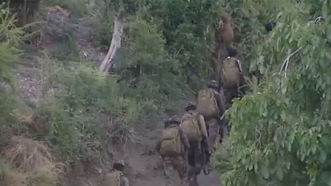 Cordon and search operation in dense forest areas of Gambhir Mughlan. (Photo/ANI) Cordon and search operation in dense forest areas of Gambhir Mughlan. (Photo/ANI)