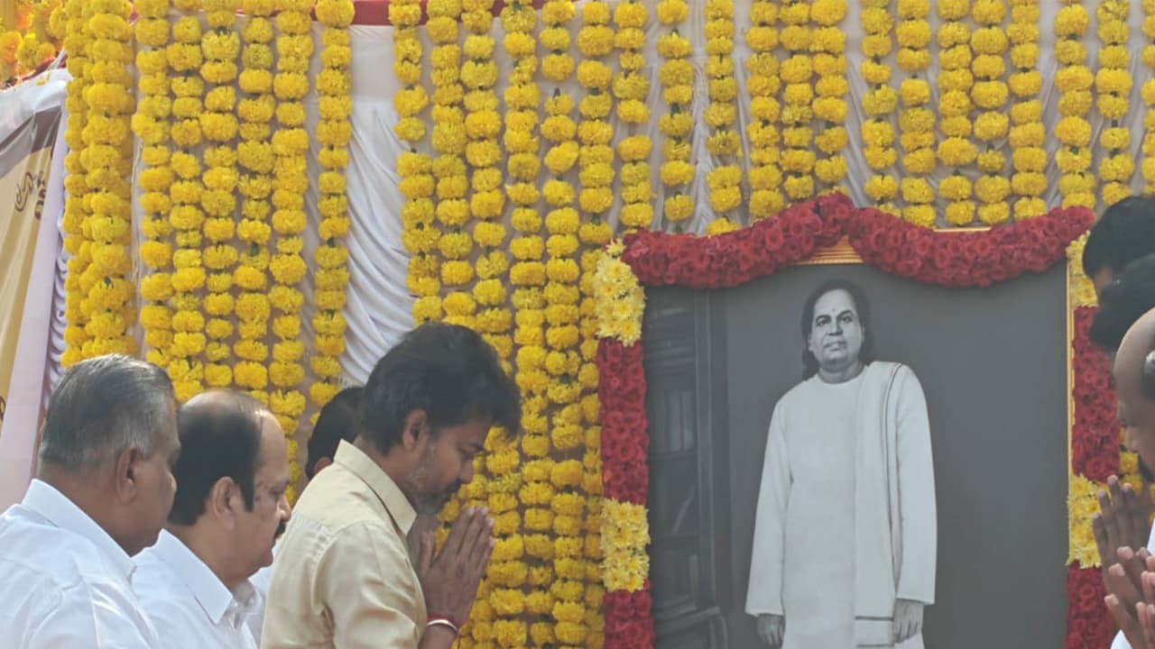 Tamil Nadu Chief Minister Joseph Vijay paying tribute to Pasumpon Muthuramalinga Thevar (Photo/ ANI) Tamil Nadu Chief Minister Joseph Vijay paying tribute to Pasumpon Muthuramalinga Thevar (Photo/ ANI)