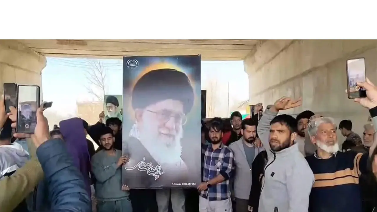 Shia Muslims in Budgam protest agianst US, Israel strikes on Iran (Photo/ANI) Shia Muslims in Budgam protest agianst US, Israel strikes on Iran (Photo/ANI)