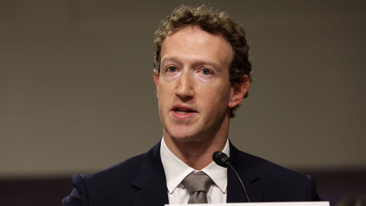 https://stocktwits.com/news articles/markets/equity/meta stock rises premarket zuckerberg says threads is either bigger than x or close in scale/cZteUFLRJy6 https://stocktwits.com/news articles/markets/equity/meta stock rises premarket zuckerberg says threads is either bigger than x or close in scale/cZteUFLRJy6