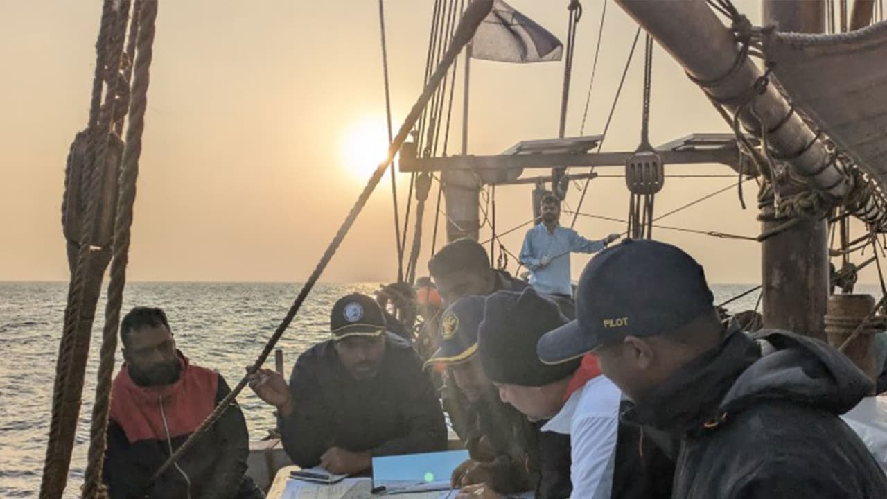 Sanjeev Sanyal with the crew members of INSV Kaundinya. (Photo/X@sanjeevsanyal) Sanjeev Sanyal with the crew members of INSV Kaundinya. (Photo/X@sanjeevsanyal)
