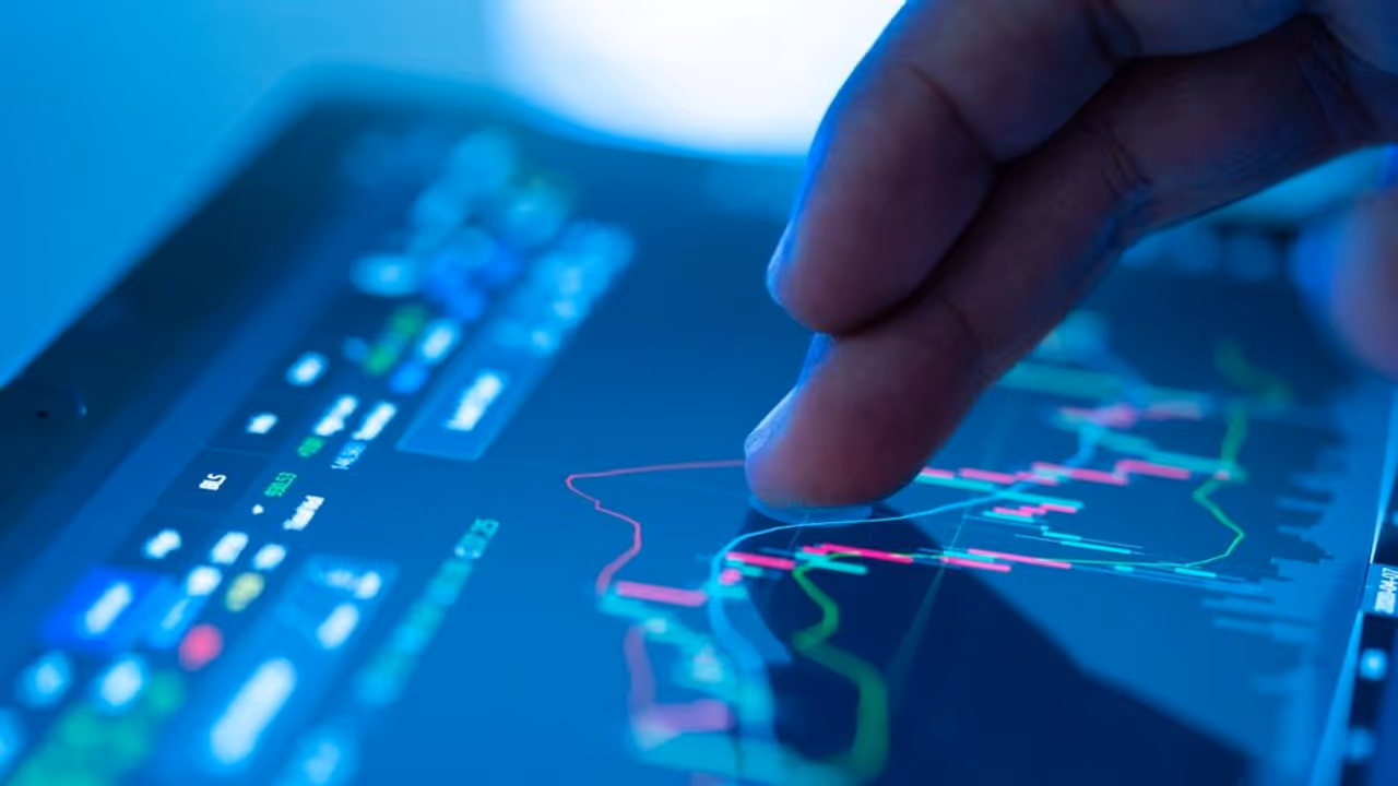 https://stocktwits.com/news articles/markets/equity/sebi ra nikhil gangil bets on lt finance for long term growth/chlYHCURRTt