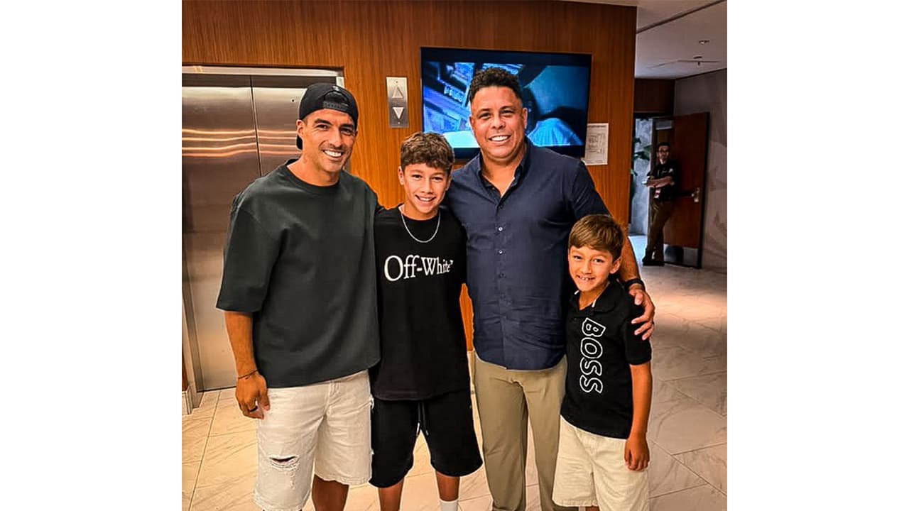 Luis Suarez with Brazil legend Ronaldo Nazario (Photo: X/@LuisSuarez9) Luis Suarez with Brazil legend Ronaldo Nazario (Photo: X/@LuisSuarez9)