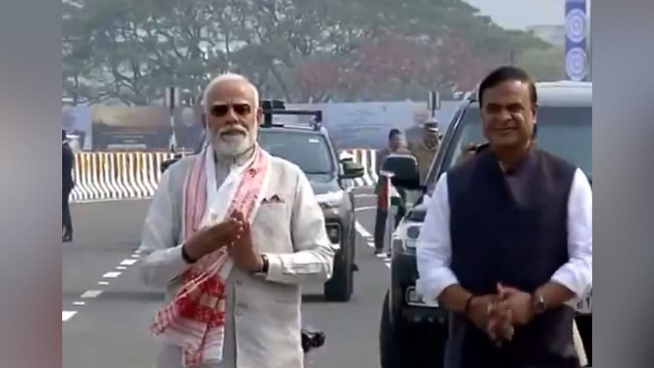 PM Narendra Modi along with Assam CM Himanta Biswa Sarma following inauguration of Kumar Bhaskar Varma Setu (Photo: DD News) PM Narendra Modi along with Assam CM Himanta Biswa Sarma following inauguration of Kumar Bhaskar Varma Setu (Photo: DD News)