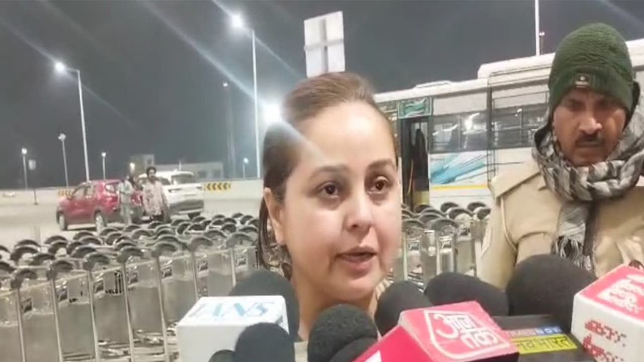 Rashtriya Janata Dal (RJD) patriarch Lalu Prasad Yadav's daughter, Rohini Acharya (Photo/ANI) Rashtriya Janata Dal (RJD) patriarch Lalu Prasad Yadav's daughter, Rohini Acharya (Photo/ANI)